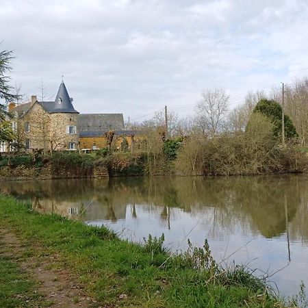 Manoir De La Provosterie Bed & Breakfast Ahuille ภายนอก รูปภาพ